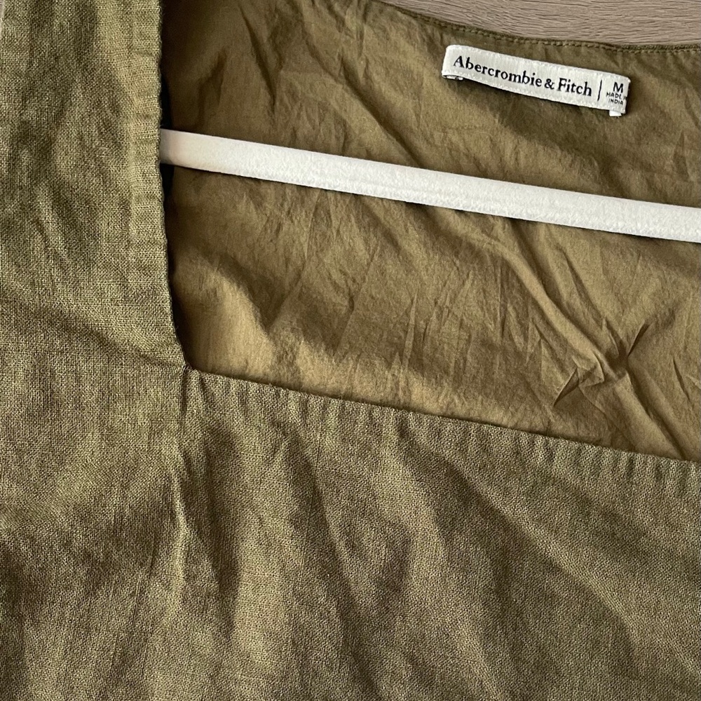 Abercrombie Linen crop top - Picture 2 of 5